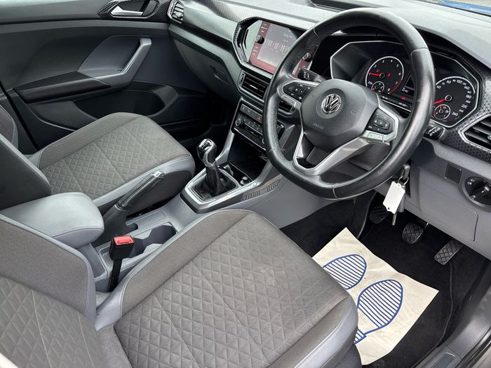 Volkswagen T-Cross 2019