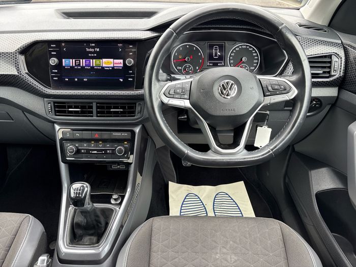 Volkswagen T-Cross 2019