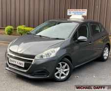 Peugeot 208 2016