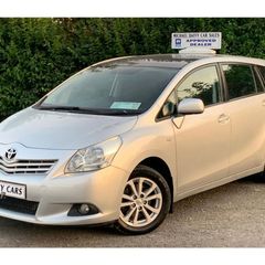 Toyota Verso 2011