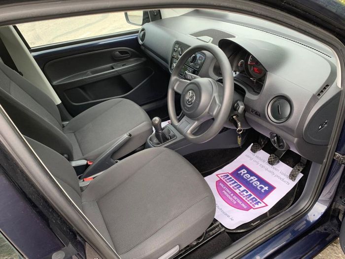 Volkswagen Up! 2015