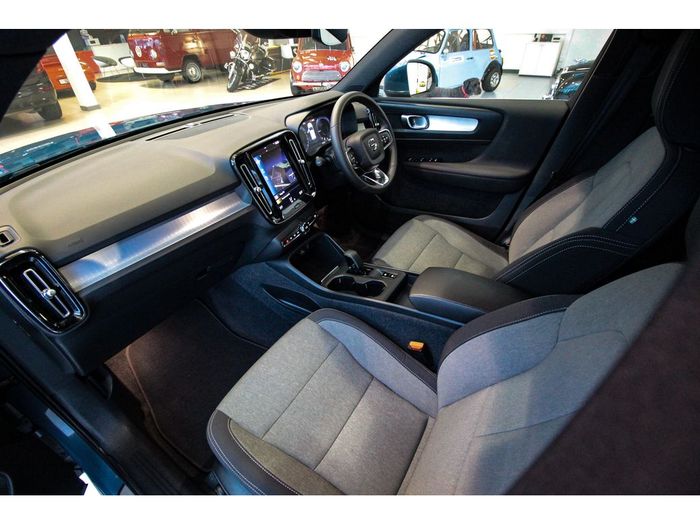 Volvo XC40 2023
