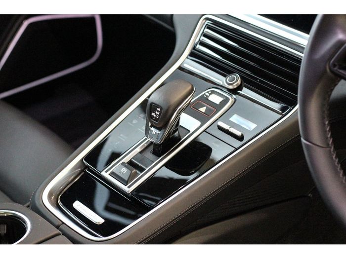 Porsche Panamera 2023