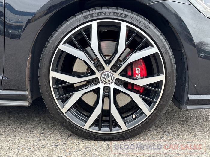 Volkswagen Golf 2020