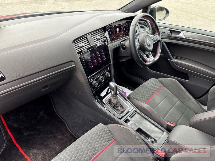 Volkswagen Golf 2020