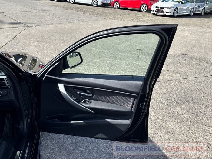 BMW 3 Series 2015