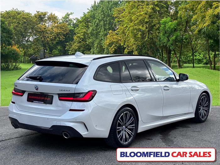 BMW 3 Series 2022