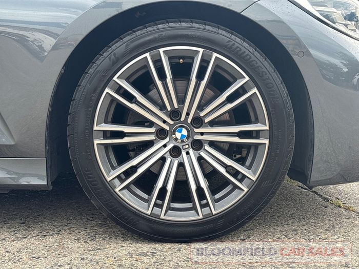 BMW 3 Series 2021