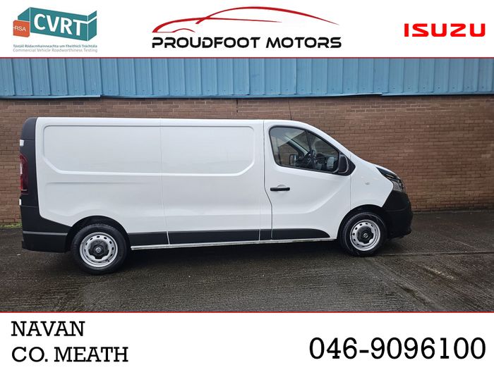 Nissan NV300 2021