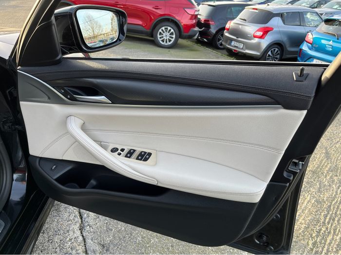 BMW 5 Series 2022