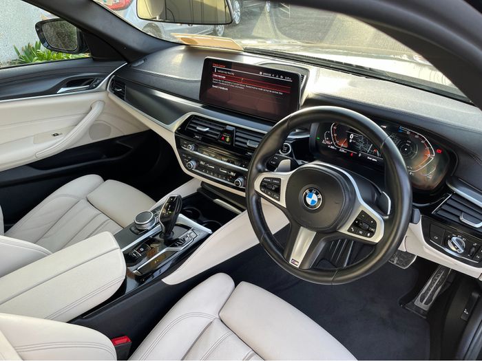 BMW 5 Series 2022