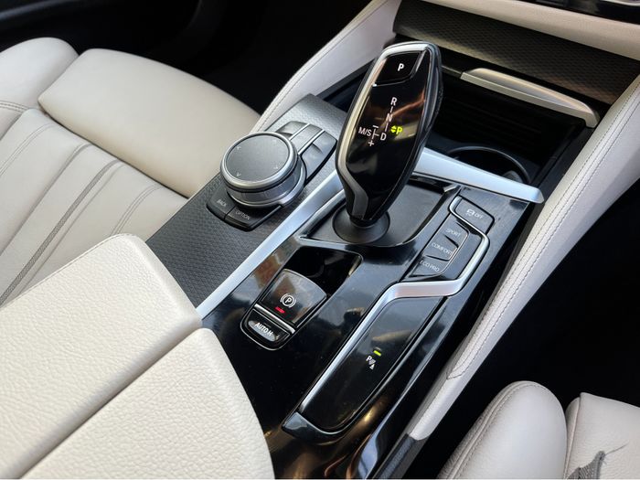 BMW 5 Series 2022