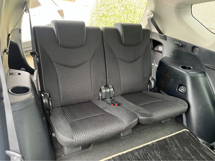 Toyota PRIUS+ 2017