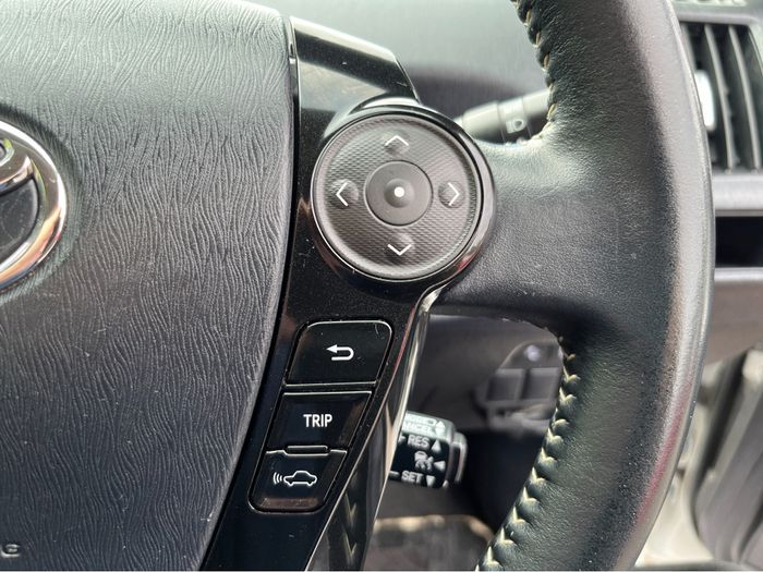Toyota PRIUS+ 2017