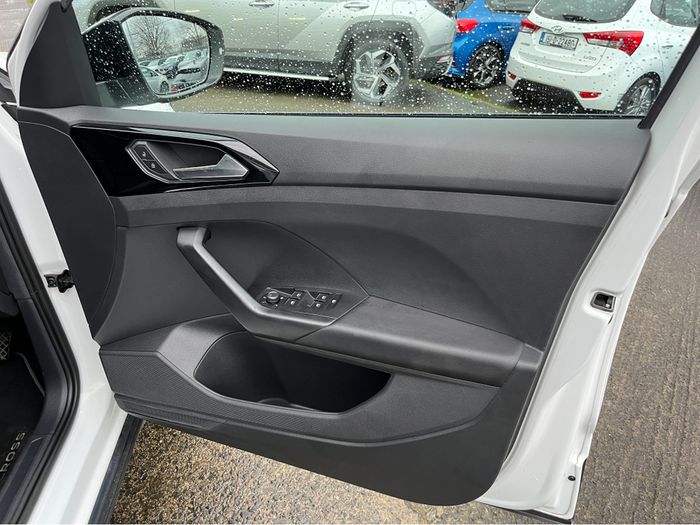 Volkswagen T-Cross 2023