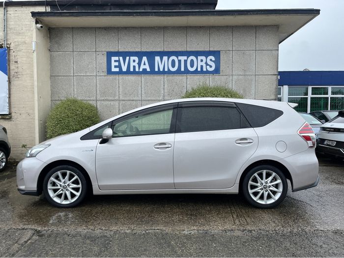 Toyota PRIUS+ 2018