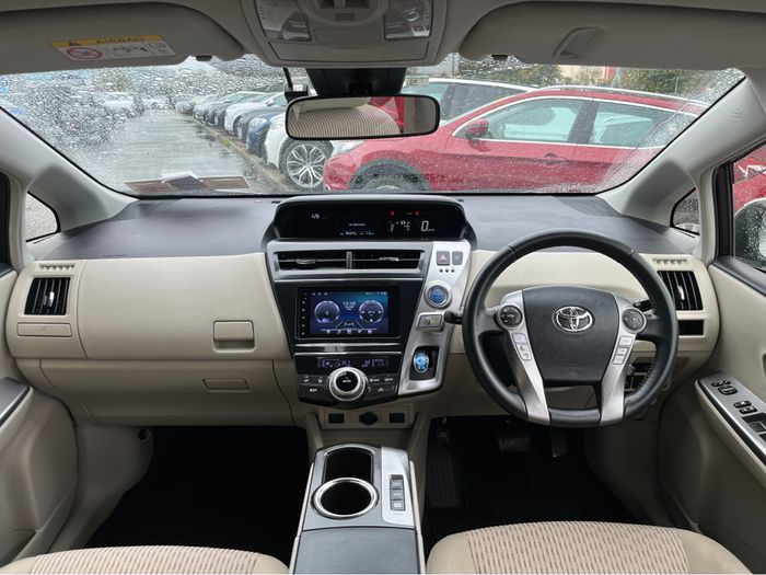Toyota PRIUS+ 2018