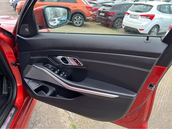 BMW 3 Series 2019