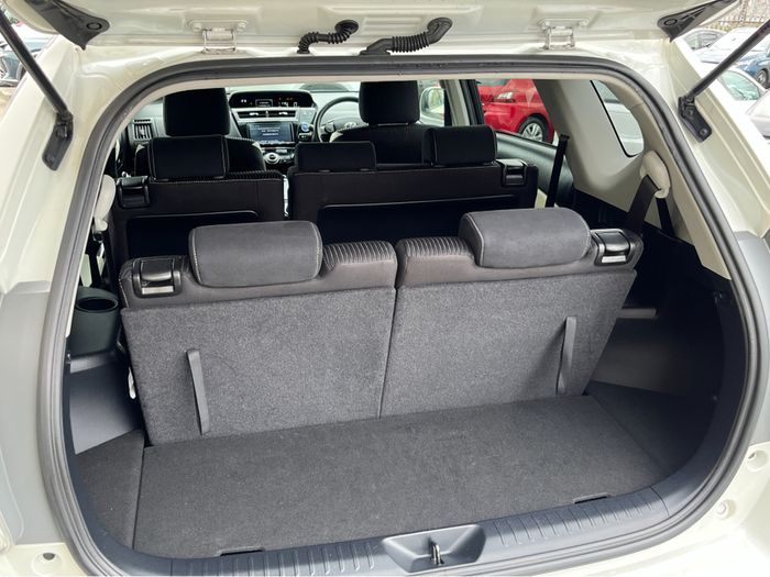 Toyota PRIUS+ 2018