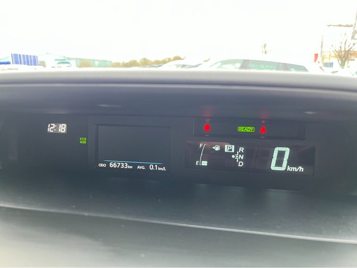 Toyota PRIUS+ 2018
