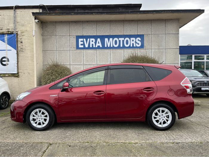 Toyota PRIUS+ 2019