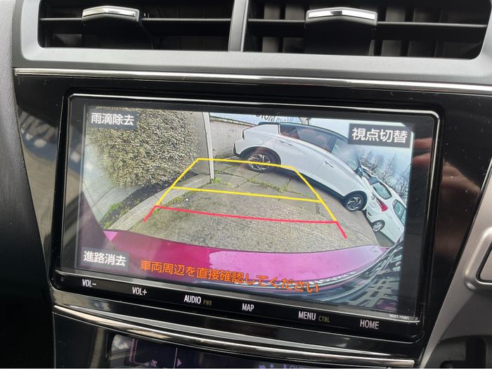 Toyota PRIUS+ 2019