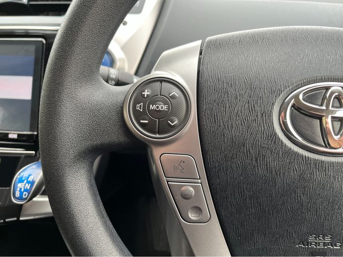 Toyota PRIUS+ 2019