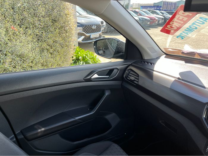 Volkswagen T-Cross 2023