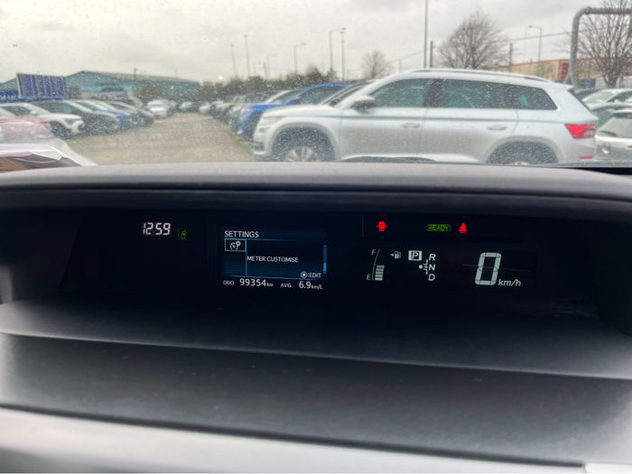 Toyota PRIUS+ 2018