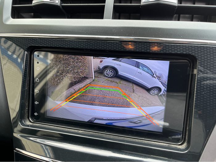 Toyota PRIUS+ 2018