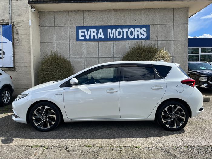 Toyota Auris 2016