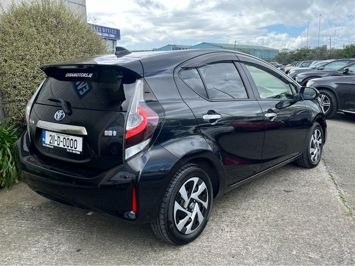 Toyota Aqua 2021