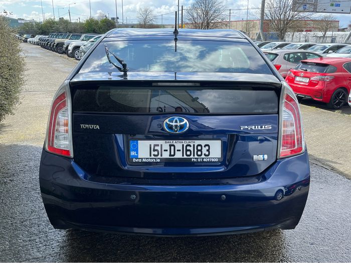 Toyota Prius 2015