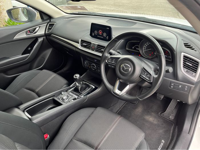 Mazda 3 2017