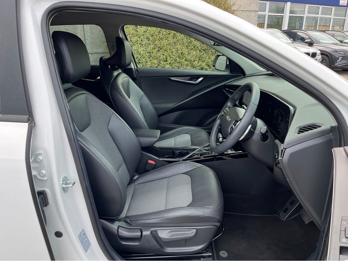 Kia Niro 2025