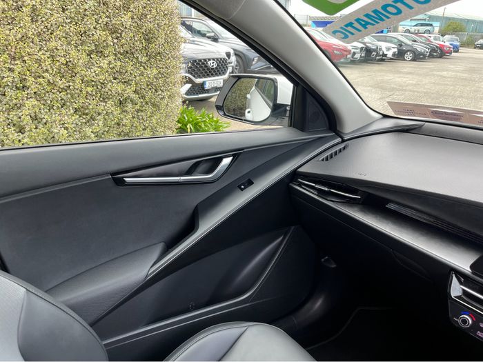 Kia Niro 2025