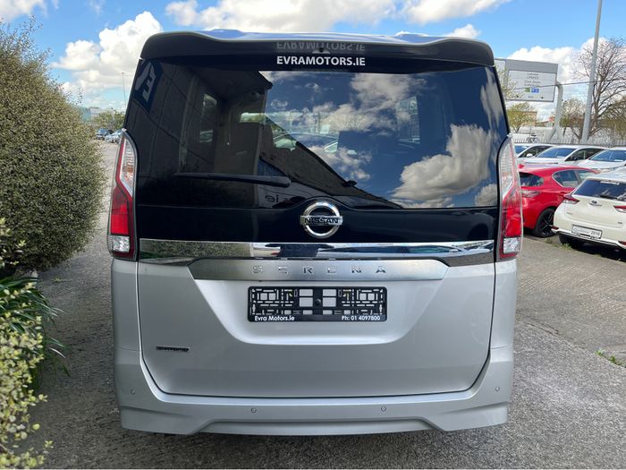 Nissan Serena 2022