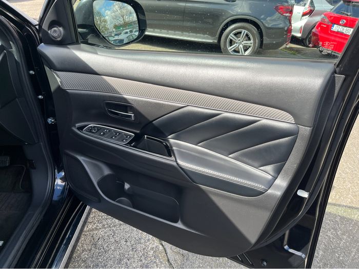 Mitsubishi Outlander 2020