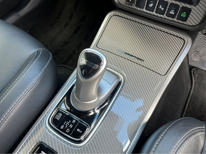 Mitsubishi Outlander 2020