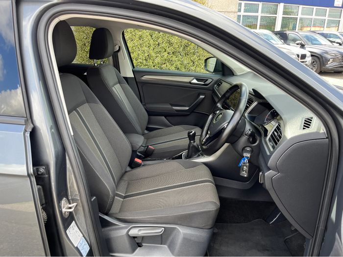 Volkswagen T-Roc 2021