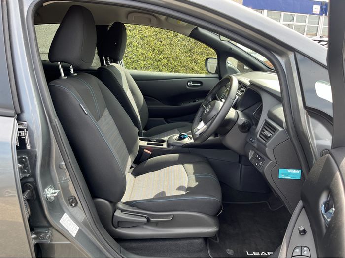 Nissan Leaf 2024