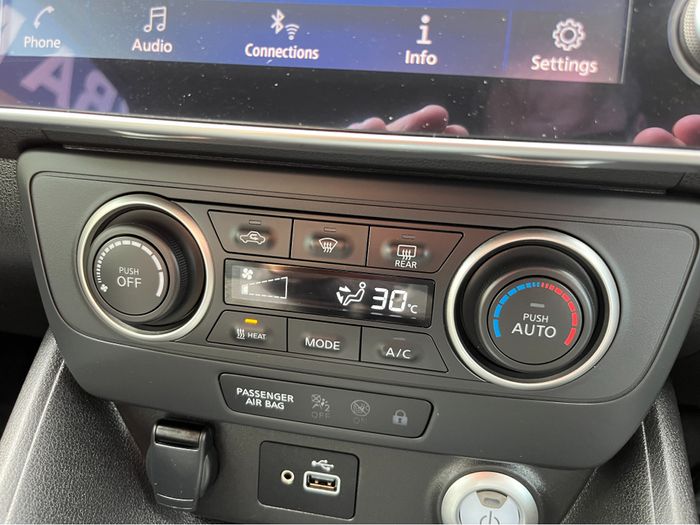 Nissan Leaf 2024