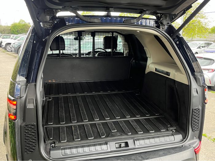 Land Rover Discovery 2019