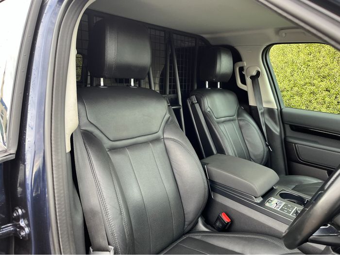 Land Rover Discovery 2019