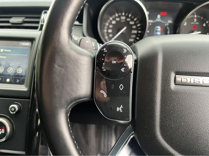 Land Rover Discovery 2019