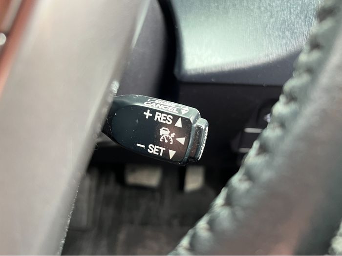 Toyota PRIUS+ 2016