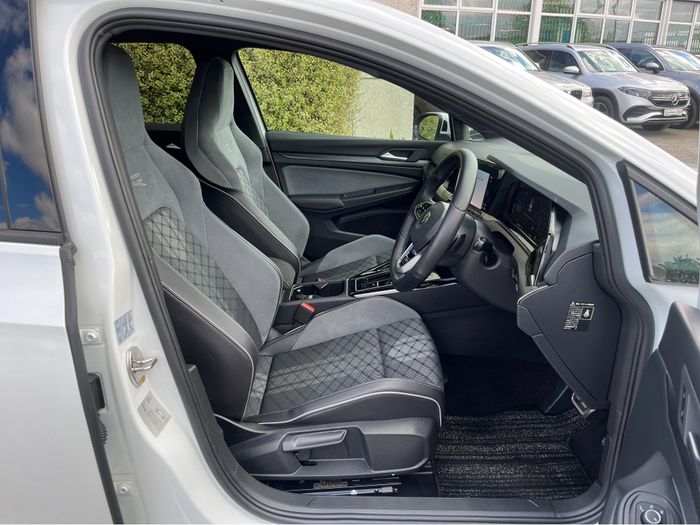 Volkswagen Golf 2022
