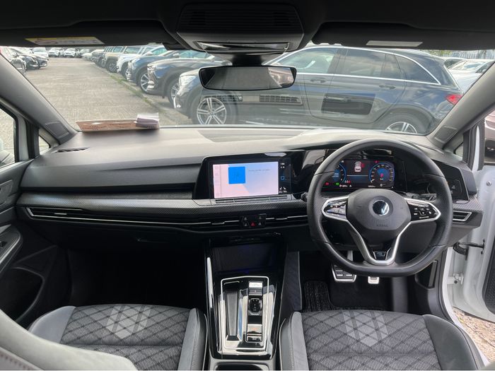 Volkswagen Golf 2022