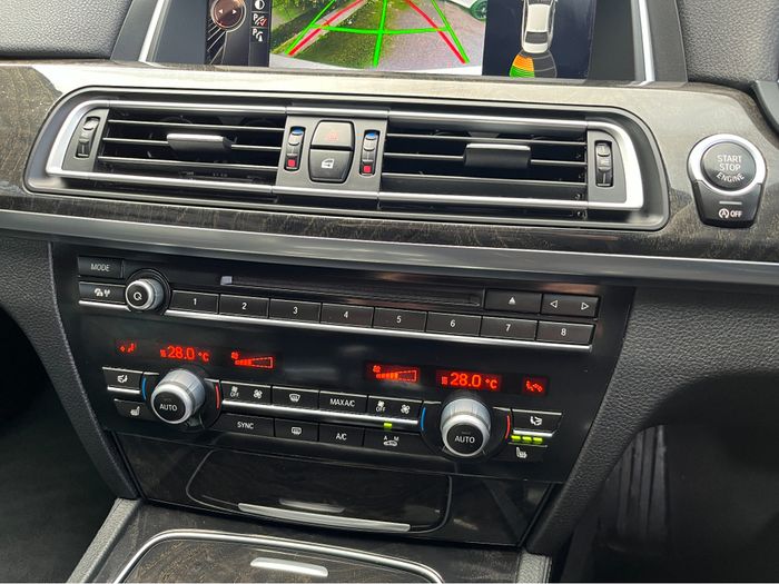 BMW 7 Series 2015