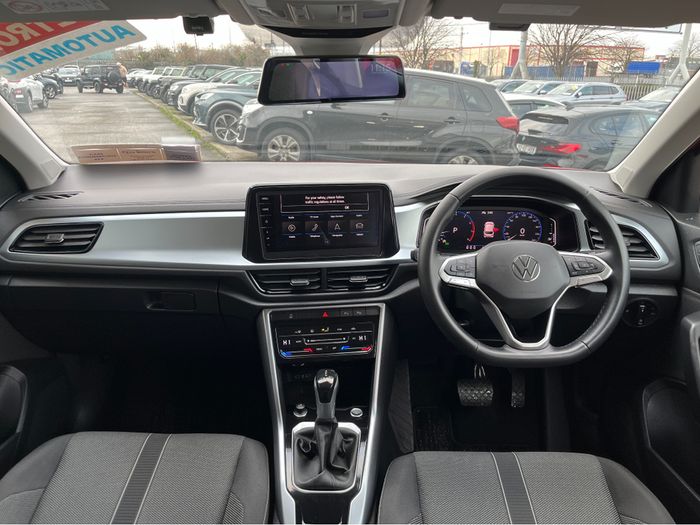 Volkswagen T-Roc 2023